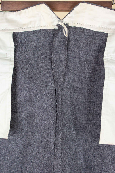 SWEDISH 1955 GREY MÉLANGE THREE PIECE BESPOKE SUIT BY MEA. SIZE CA EU 48