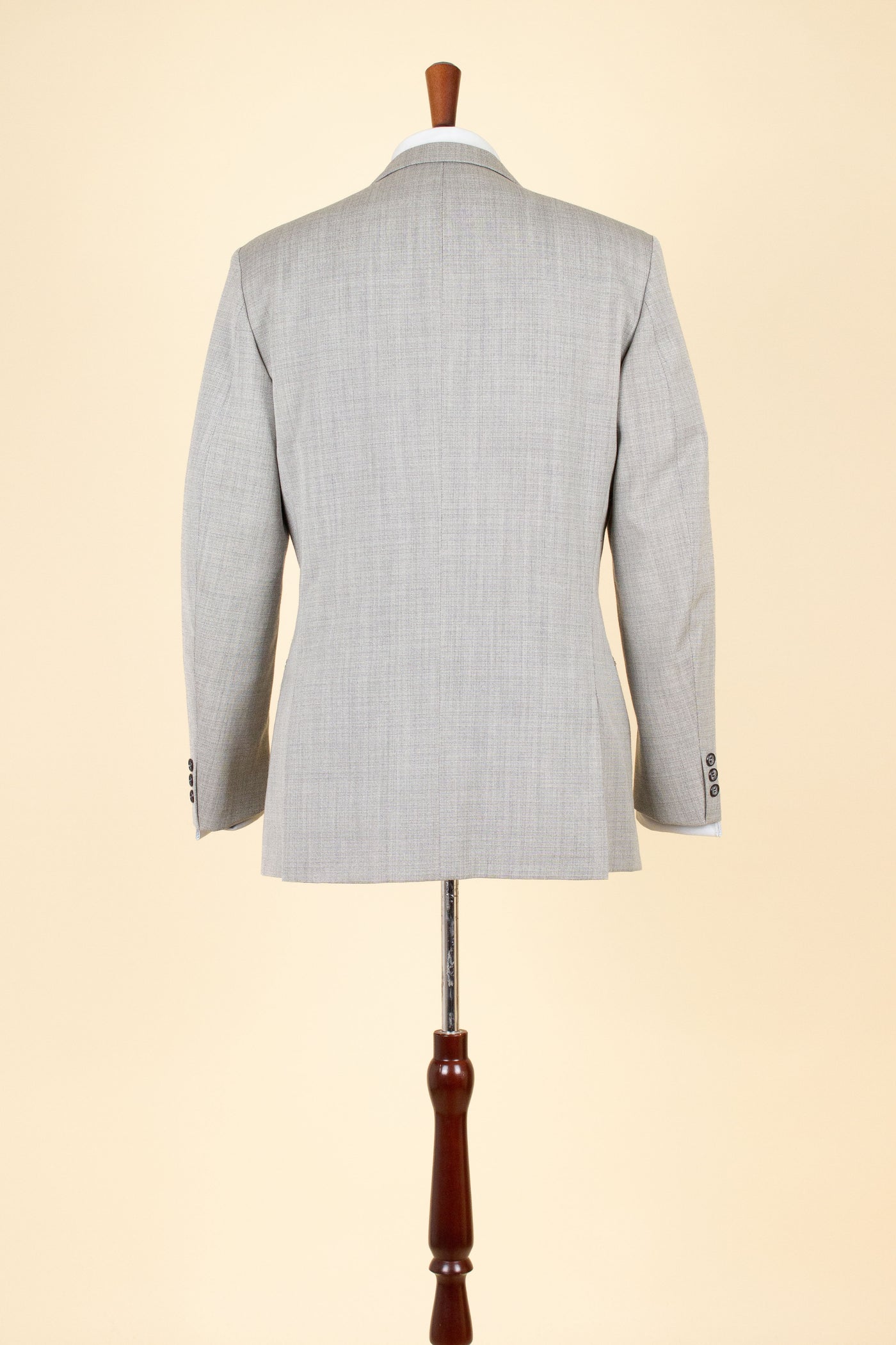 SWEDISH 1950S SILVER GREY TWO PIECE SUIT BY J.A. PETERS. SIZE CA EU 46