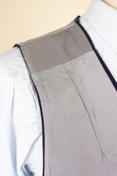 SWEDISH 1946 DARK BLUE THREE PIECE BESPOKE SUIT BY SÖDERSTRÖM & SON. SIZE CA EU 50-52