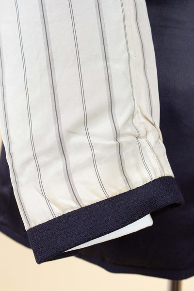 SWEDISH 1946 DARK BLUE THREE PIECE BESPOKE SUIT BY SÖDERSTRÖM & SON. SIZE CA EU 50-52