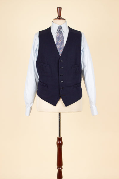 SWEDISH 1946 DARK BLUE THREE PIECE BESPOKE SUIT BY SÖDERSTRÖM & SON. SIZE CA EU 50-52