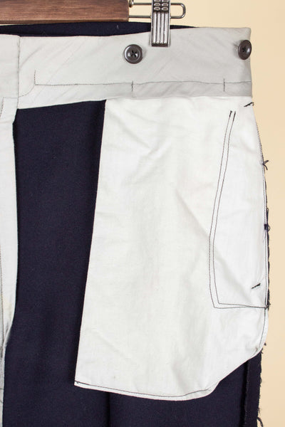 SWEDISH 1940S/1950S NAVY BLUE THREE PIECE DOUBLE BREASTED BESPOKE SUIT BY UNKNOWN MAKER. SIZE CA EU 50