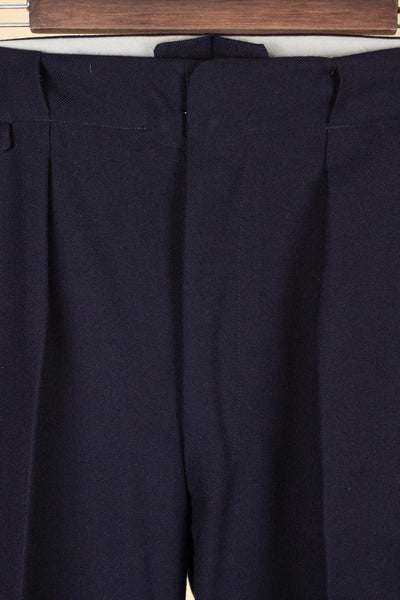 SWEDISH 1940S/1950S NAVY BLUE THREE PIECE DOUBLE BREASTED BESPOKE SUIT BY UNKNOWN MAKER. SIZE CA EU 50