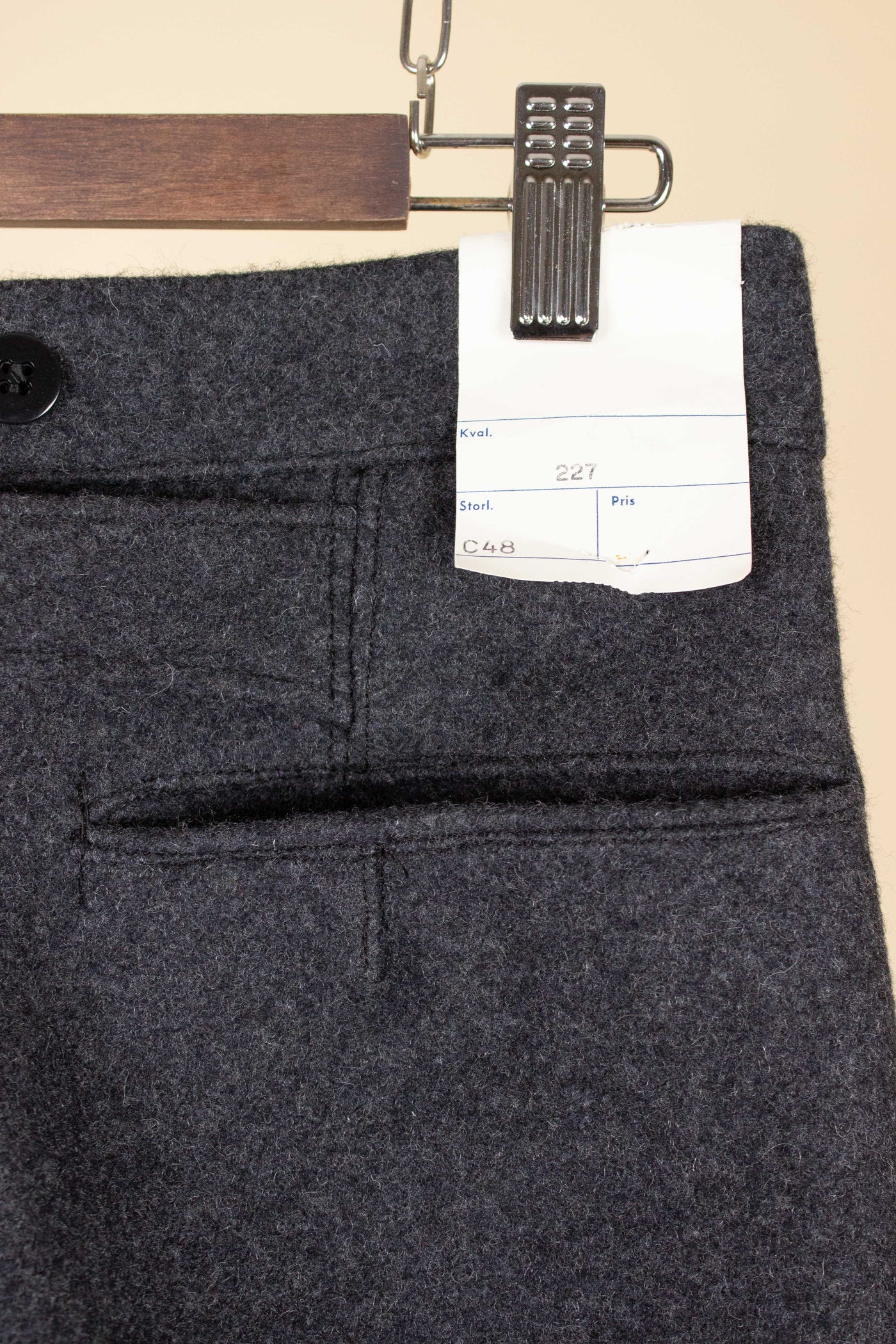 SWEDISH 1950S DARK GREY TWO-PIECE WADMAL DEADSTOCK WORKWEAR SET. SIZE CA EU 48