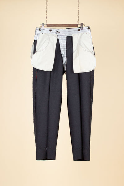 SWEDISH 1950S GREY TWO PIECE SINGLE BREASTED BESPOKE SUIT. SIZE CA EU 48