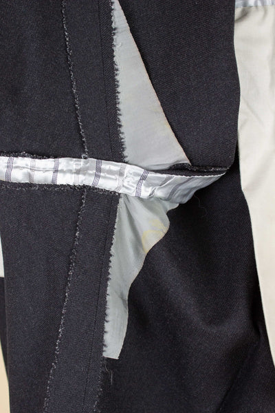 SWEDISH 1950S GREY TWO PIECE SINGLE BREASTED BESPOKE SUIT. SIZE CA EU 48