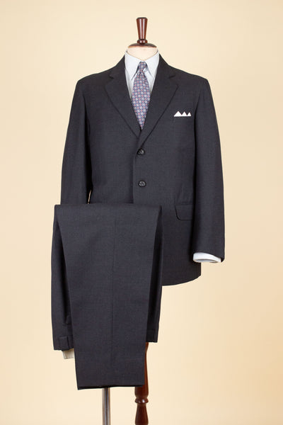 SWEDISH 1950S GREY TWO PIECE SINGLE BREASTED BESPOKE SUIT. SIZE CA EU 48