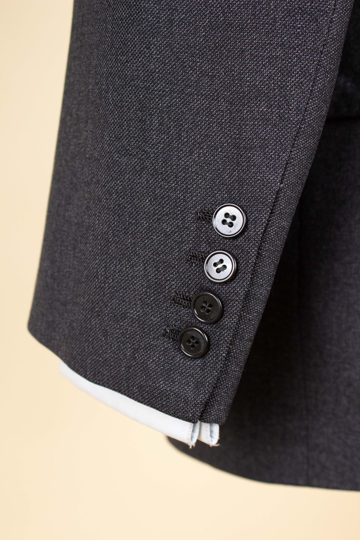 SWEDISH 1949 GREY TWO PIECE DOUBLE BREASTED BESPOKE SUIT BY HENRY TÖRNSTEN & CO. SIZE CA EU 50