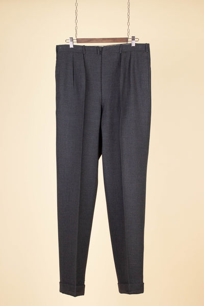 SWEDISH 1949 GREY TWO PIECE DOUBLE BREASTED BESPOKE SUIT BY HENRY TÖRNSTEN & CO. SIZE CA EU 50