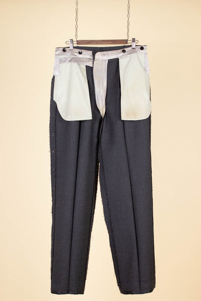 SWEDISH 1949 GREY TWO PIECE DOUBLE BREASTED BESPOKE SUIT BY HENRY TÖRNSTEN & CO. SIZE CA EU 50