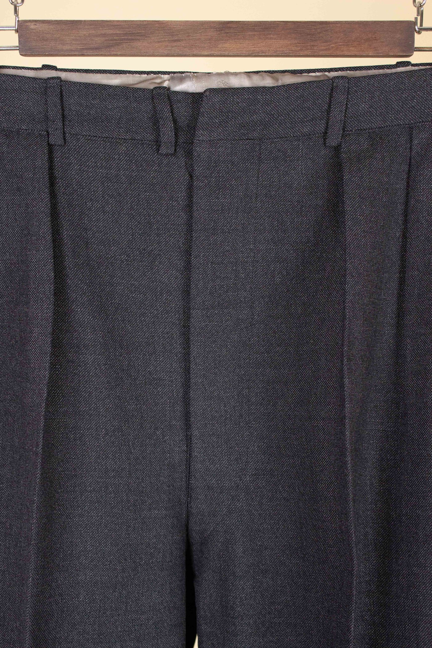 SWEDISH 1949 GREY TWO PIECE DOUBLE BREASTED BESPOKE SUIT BY HENRY TÖRNSTEN & CO. SIZE CA EU 50