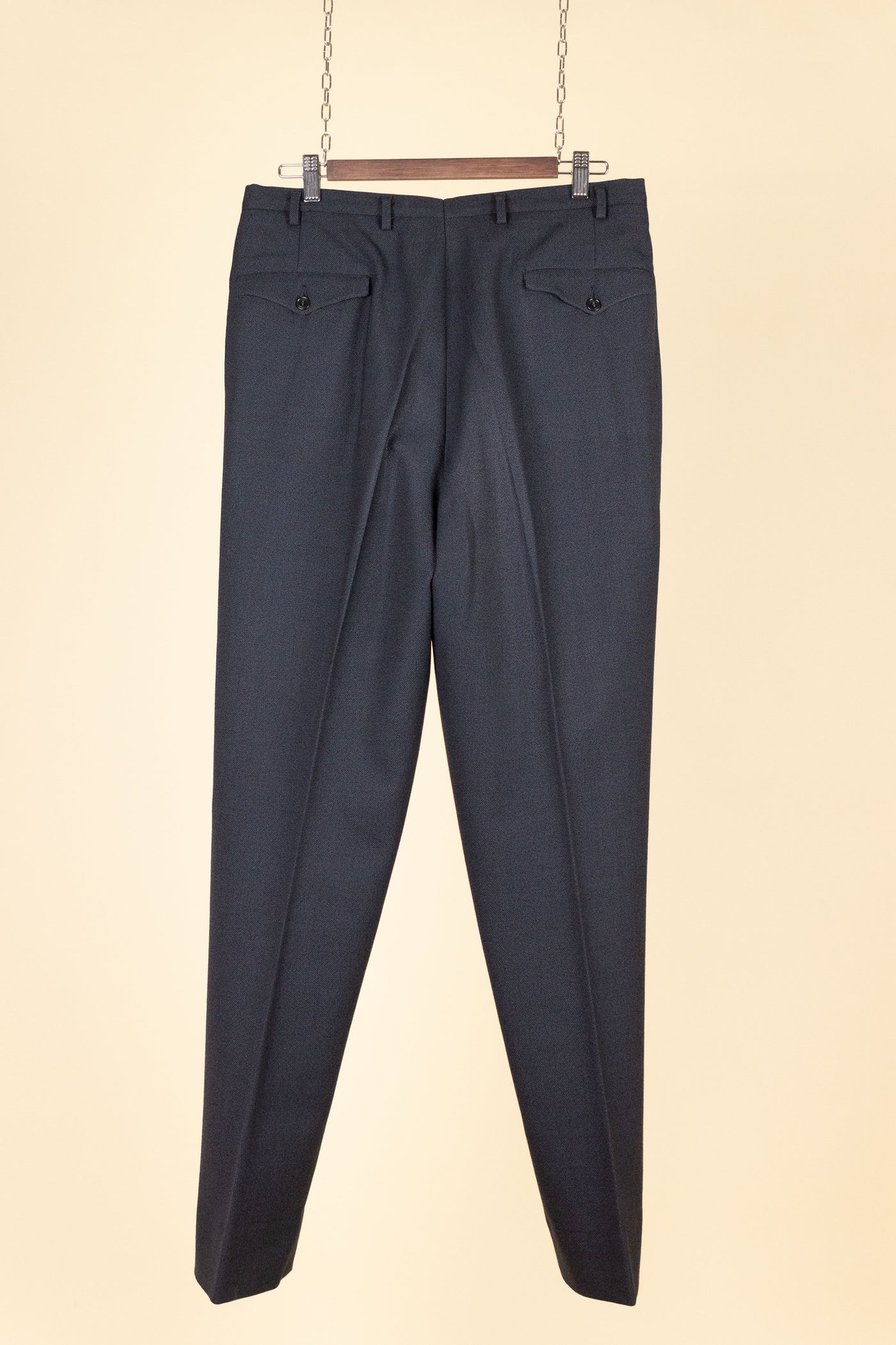 SWEDISH 1950S DARK GREY TWO PIECE SUIT BY SIR. SIZE CA EU 48