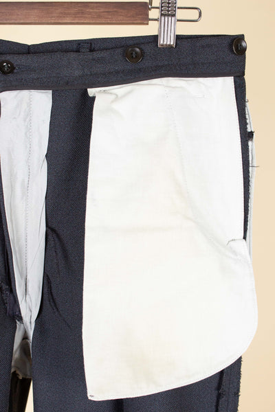 SWEDISH 1950S DARK GREY TWO PIECE SUIT BY SIR. SIZE CA EU 48