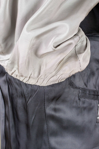 SWEDISH 1940S/1950S DARK GREY TWO PIECE SUIT BY KABOM. SIZE CA EU 48