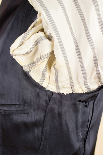 SWEDISH 1955 BROWN STRIPED TWO PIECE BESPOKE SUIT BY M. OLSSON. SIZE CA EU 46-48