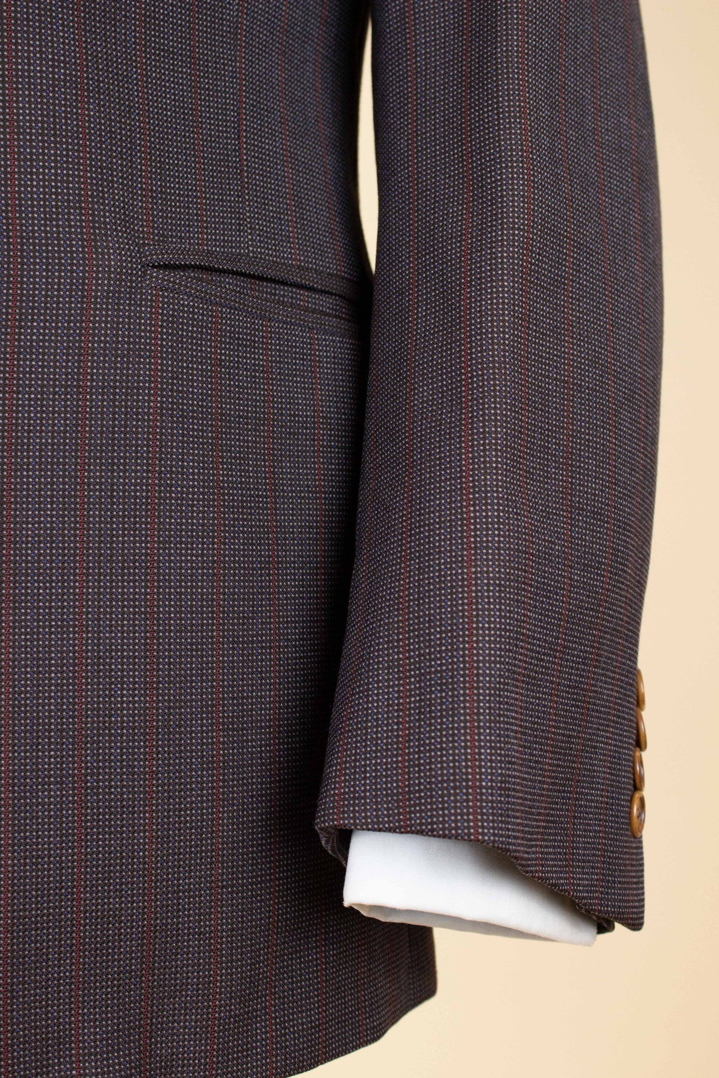 SWEDISH 1955 BROWN STRIPED TWO PIECE BESPOKE SUIT BY M. OLSSON. SIZE CA EU 46-48