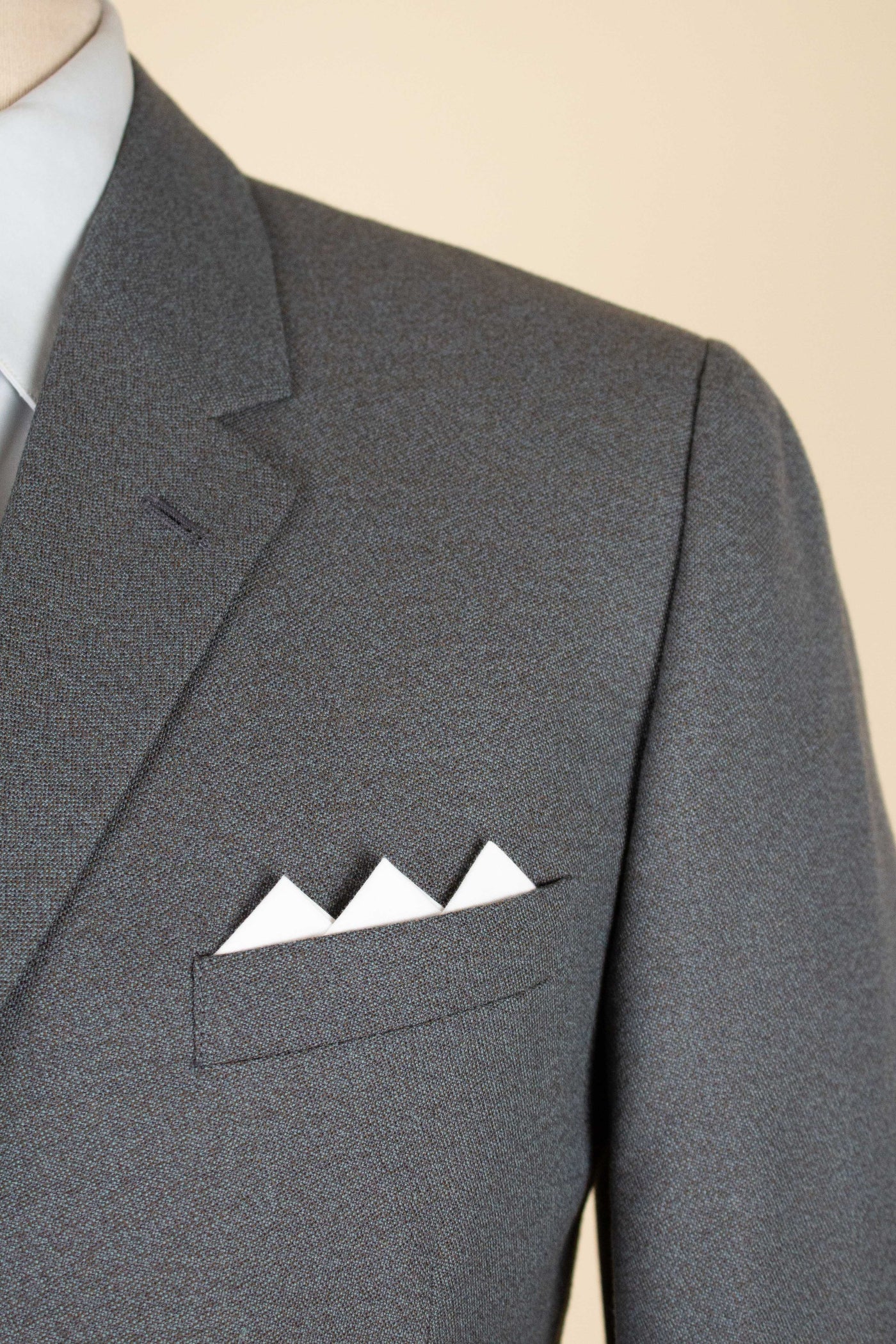SWEDISH 1950S/1960S MEDIUM GRAY TWO PIECE SINGLE BREASTED