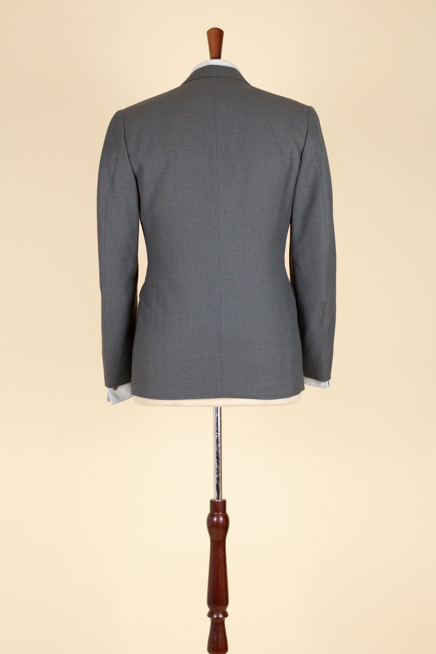 SWEDISH 1950S/1960S MEDIUM GRAY TWO PIECE SINGLE BREASTED