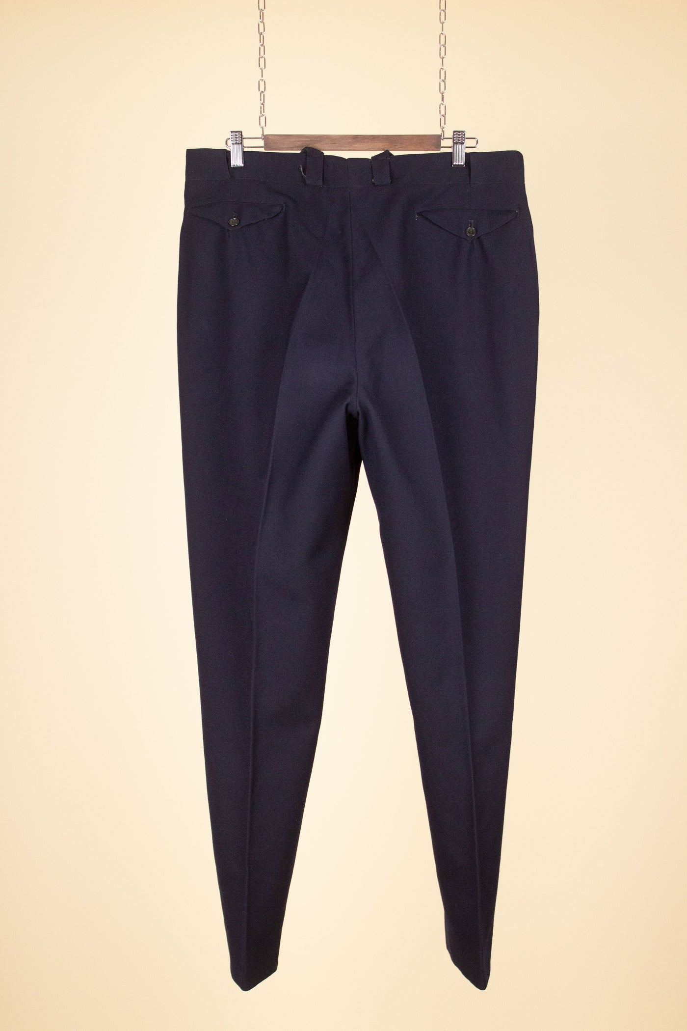 SWEDISH 1940S DARK BLUE SINGLE PLEATED TROUSERS WITH BUTTONS FOR BRACES. SIZE CA EU 52