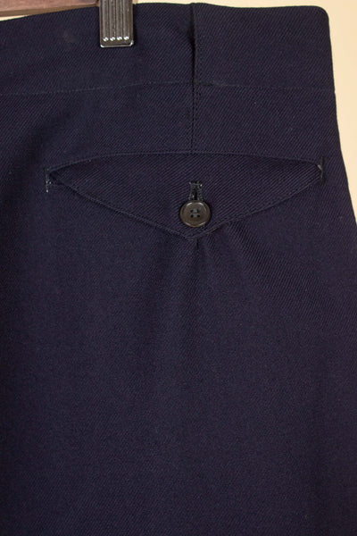 SWEDISH 1940S DARK BLUE SINGLE PLEATED TROUSERS WITH BUTTONS FOR BRACES. SIZE CA EU 52