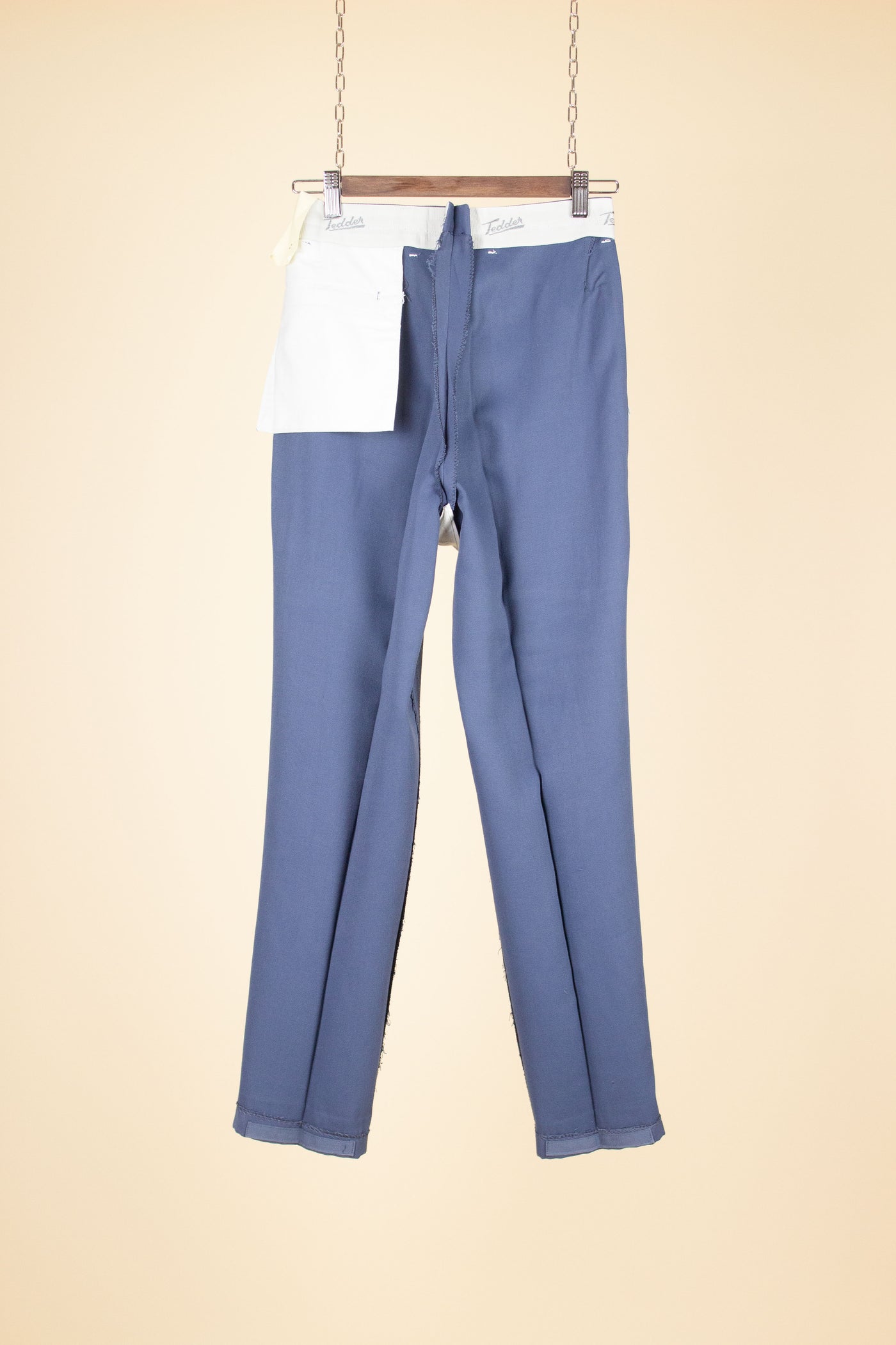 SWEDISH 1950S BLUE SINGLE PLEATED DEADSTOCK TROUSERS BY TEDDER. SIZE CA EU 40