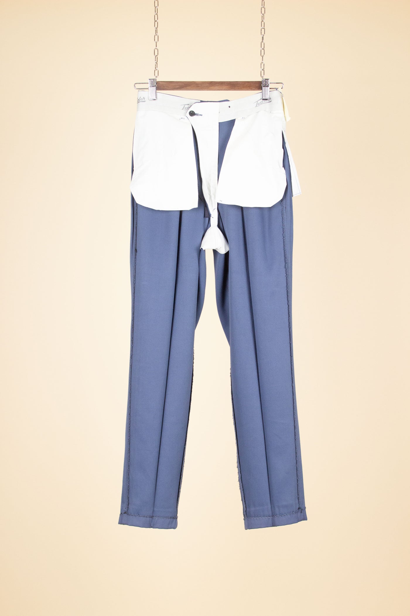 SWEDISH 1950S BLUE SINGLE PLEATED DEADSTOCK TROUSERS BY TEDDER. SIZE CA EU 40