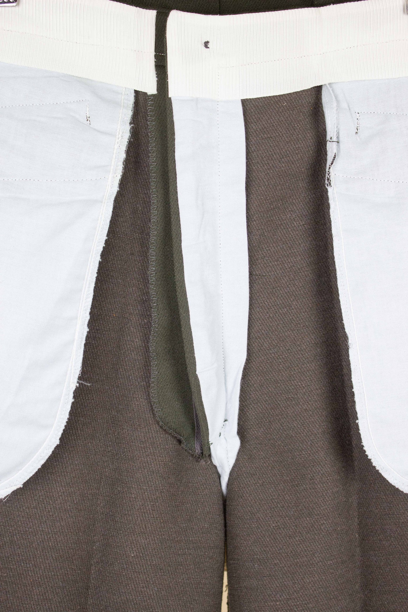 SWEDISH 1950S/1960S DEADSTOCK GREEN HEAVY TWILL BREECHES BY DANIK. SIZE CA EU 52/54