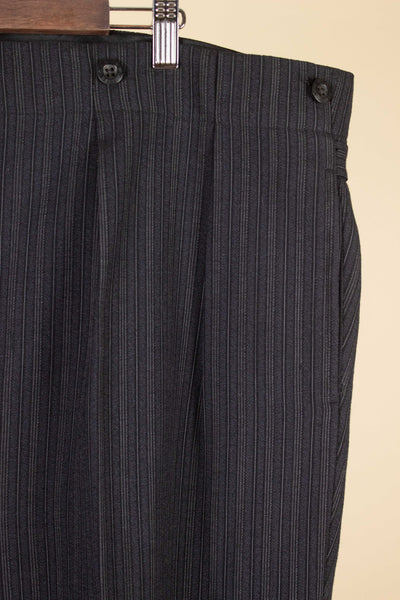 SWEDISH 1940S/1950S GREY STRIPED MORNING TROUSERS. SIZE CA EU 64 SHORT