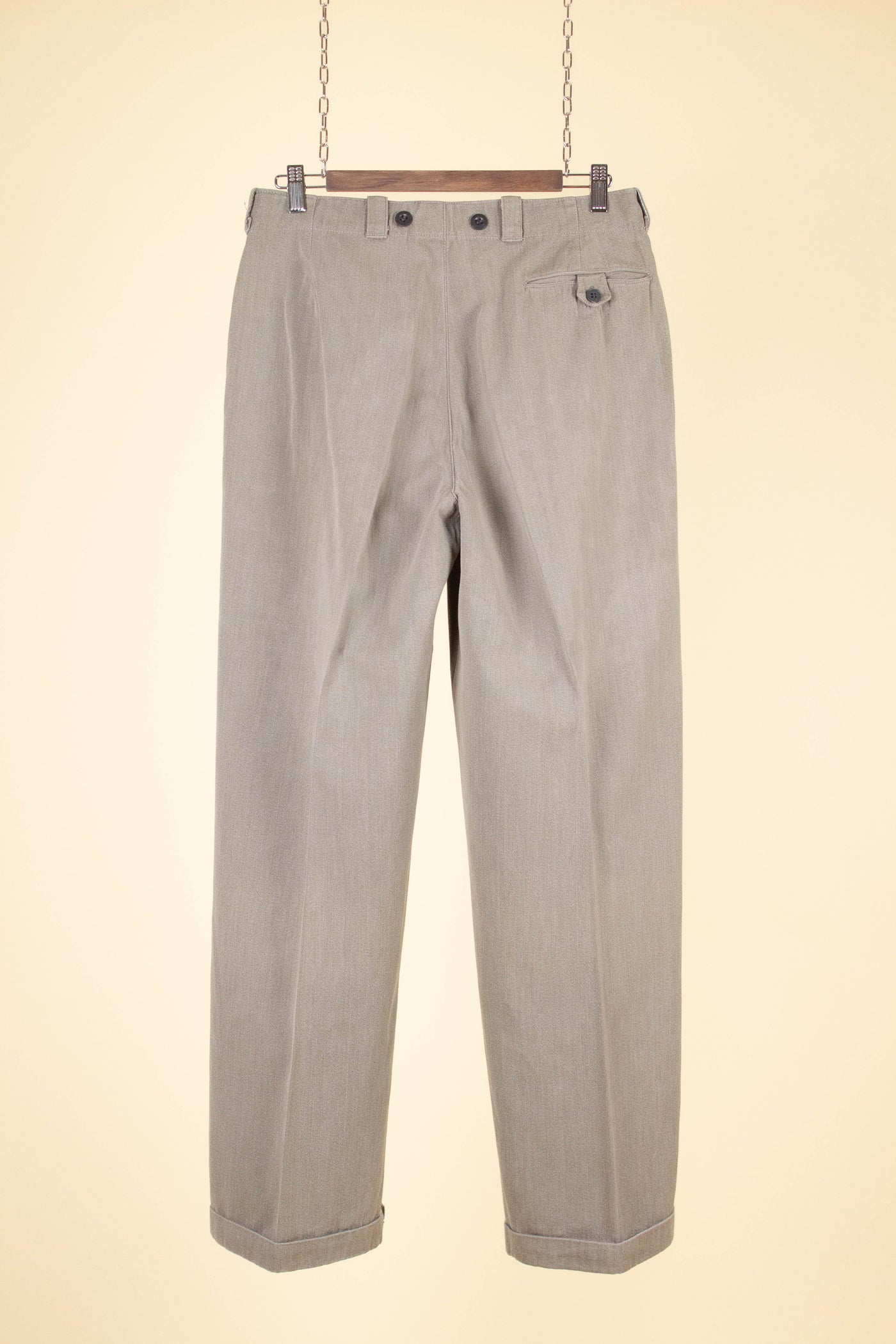 SWEDISH 1940S BEIGE HEAVY WEIGHT WORK TROUSERS BY VARGEN. SIZE CA EU 46-48