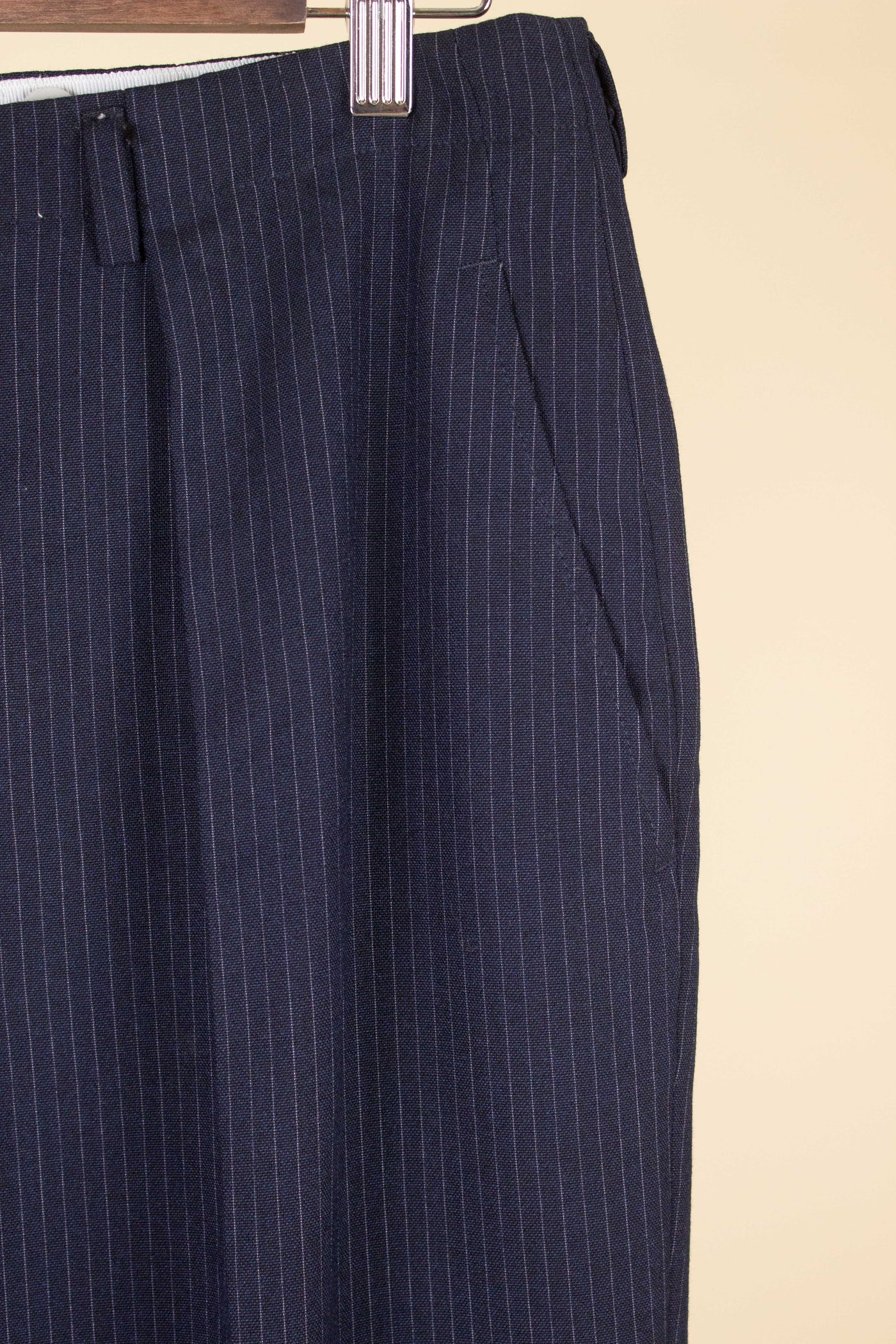 SWEDISH 1950S DARK BLUE PINSTRIPE TROUSERS. SIZE CA EU 48-50