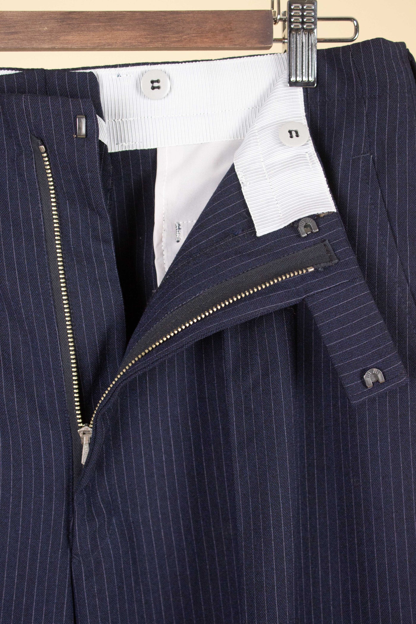 SWEDISH 1950S DARK BLUE PINSTRIPE TROUSERS. SIZE CA EU 48-50
