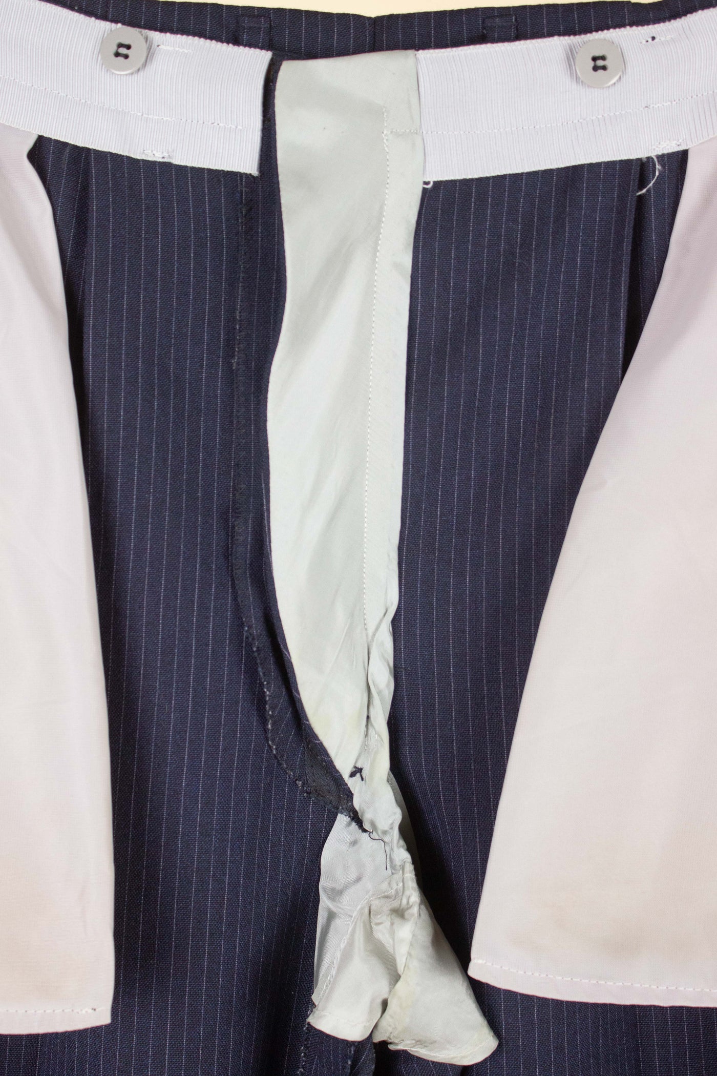 SWEDISH 1950S DARK BLUE PINSTRIPE TROUSERS. SIZE CA EU 48-50