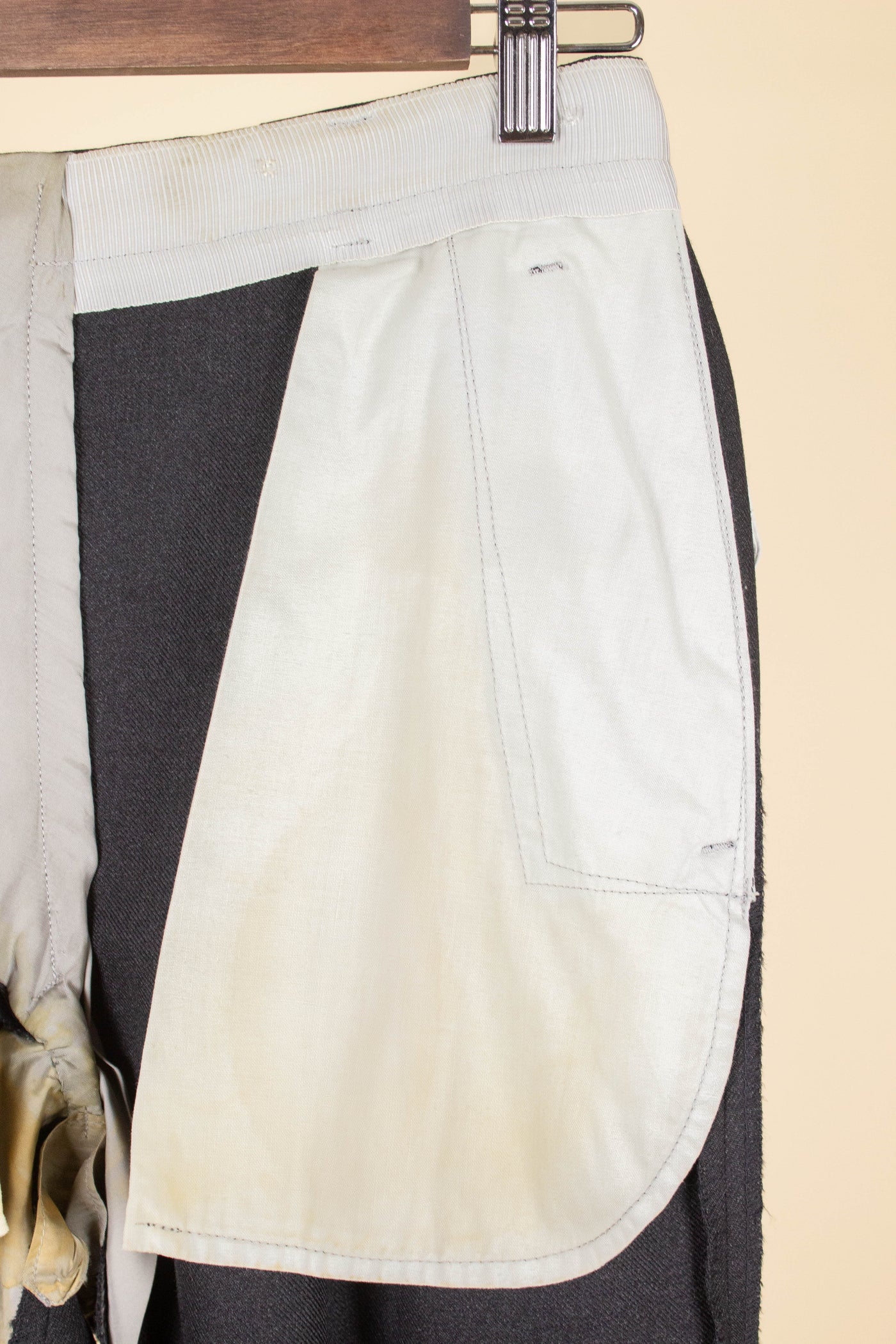 SWEDISH 1950S/1960 DARK GREY TROUSERS. SIZE CA EU 44-46