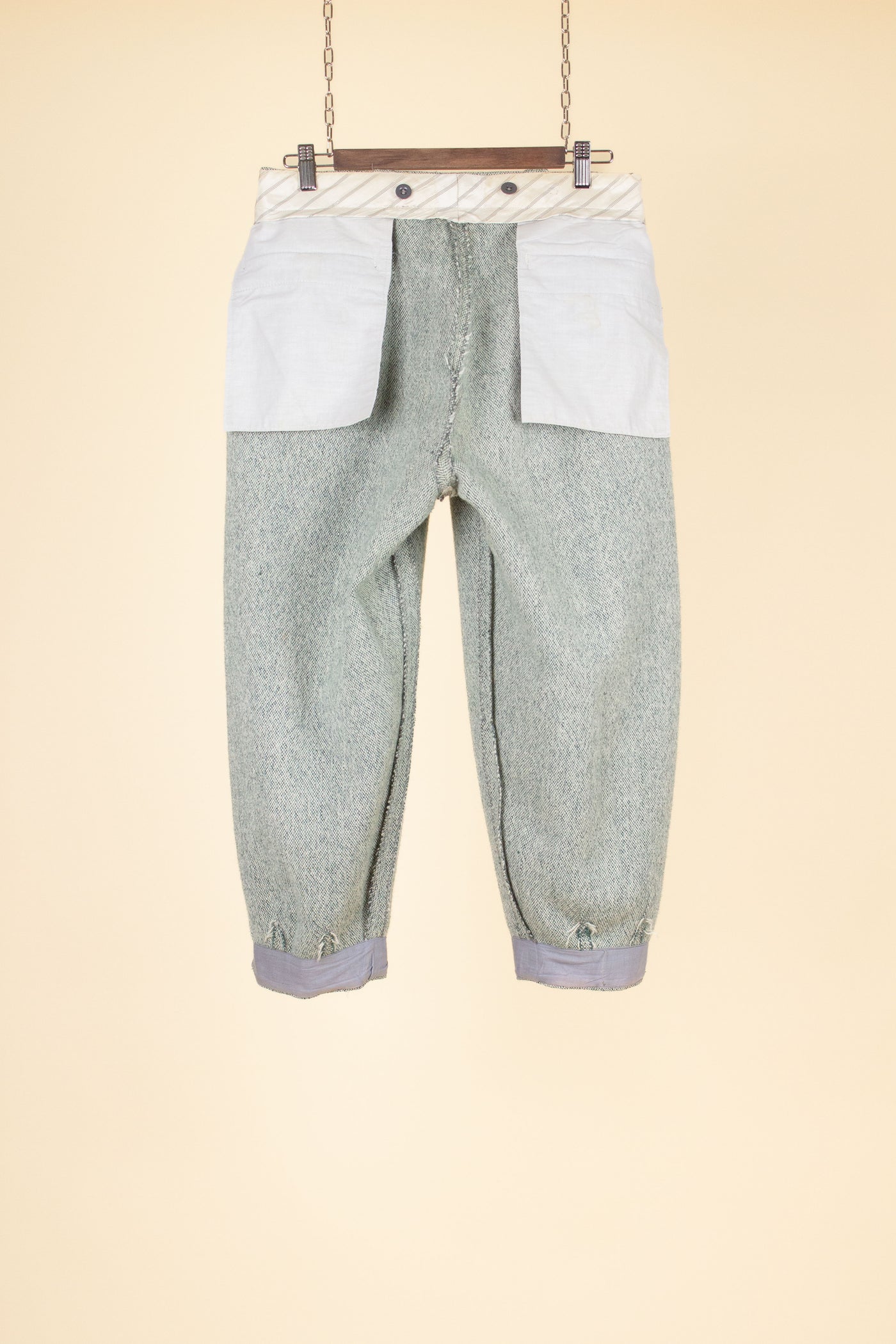 SWEDISH 1930S/1940S LIGHT GREEN TWEED PLUS FOURS TROUSERS. SIZE CA EU 46