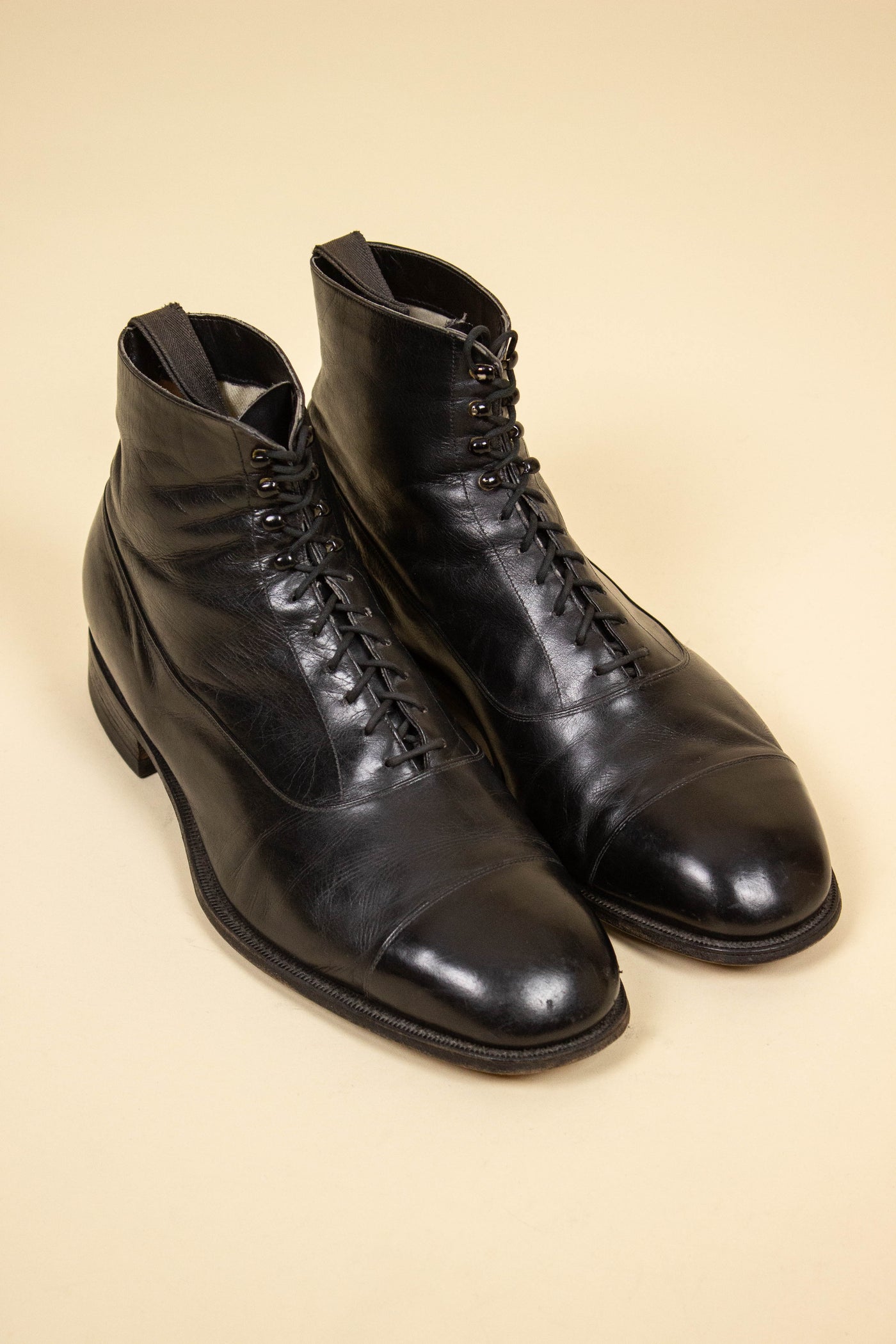 SWEDISH 1930S BLACK BALMORAL BOOTS. SIZE EU 44 (US 11/UK 10.5)