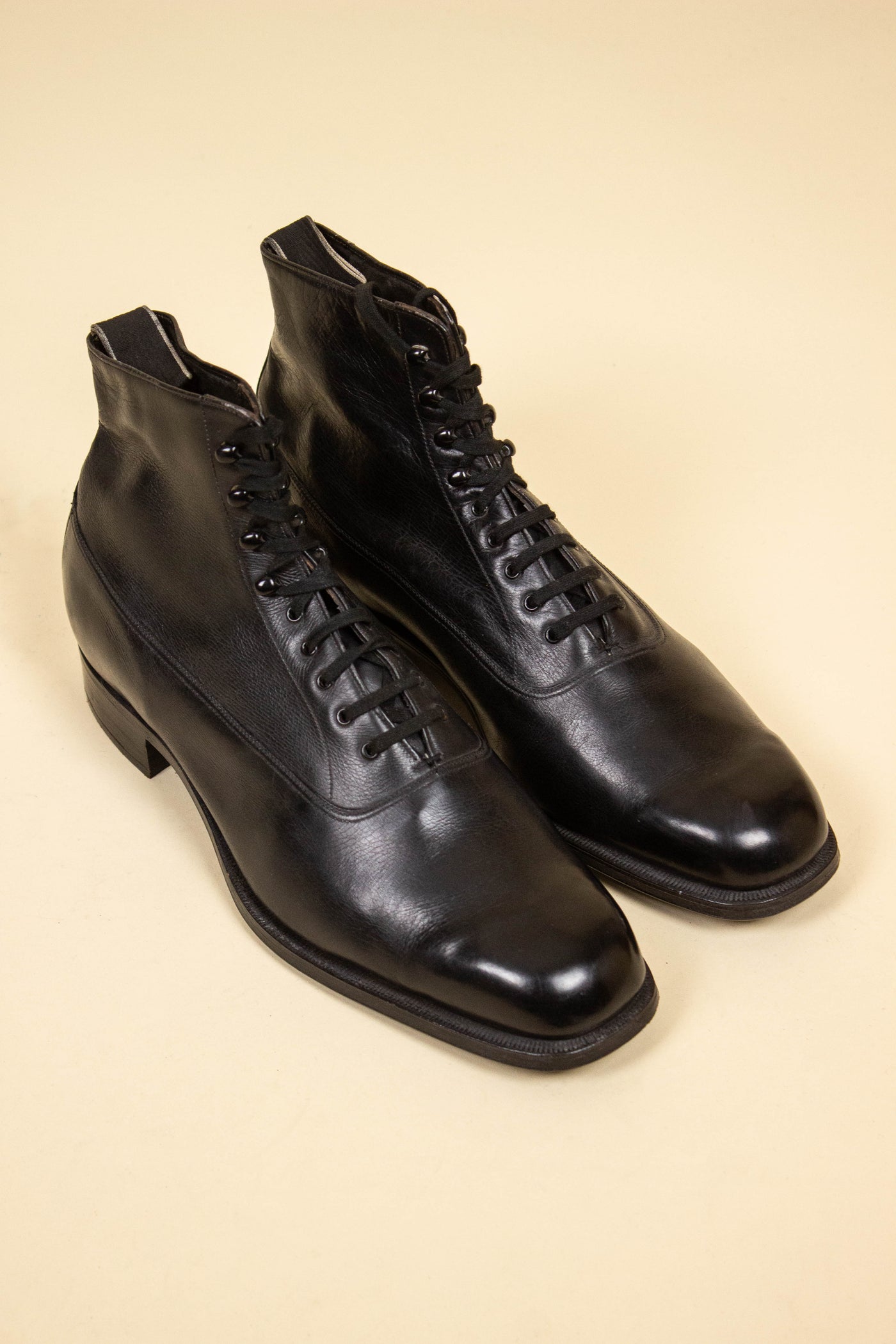 GERMAN DEADSTOCK 1930S BLACK BALMORAL BOOTS BY ROLAND. SIZE EU 41 (US 8/UK 7.5)