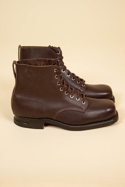 SWEDISH 1941 DEADSTOCK BROWN ARMY BOOT. SIZE EU 44 (US 11/ 10.5 US)