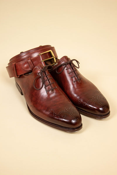 BESPOKE AUSTRIAN CONTEMPORARY BURGUNDY WHOLECUT SHOES BY MAFTEI, WITH MATCHING BELT INCLUDED. SIZE 41,5 (US 8.5/UK 8)