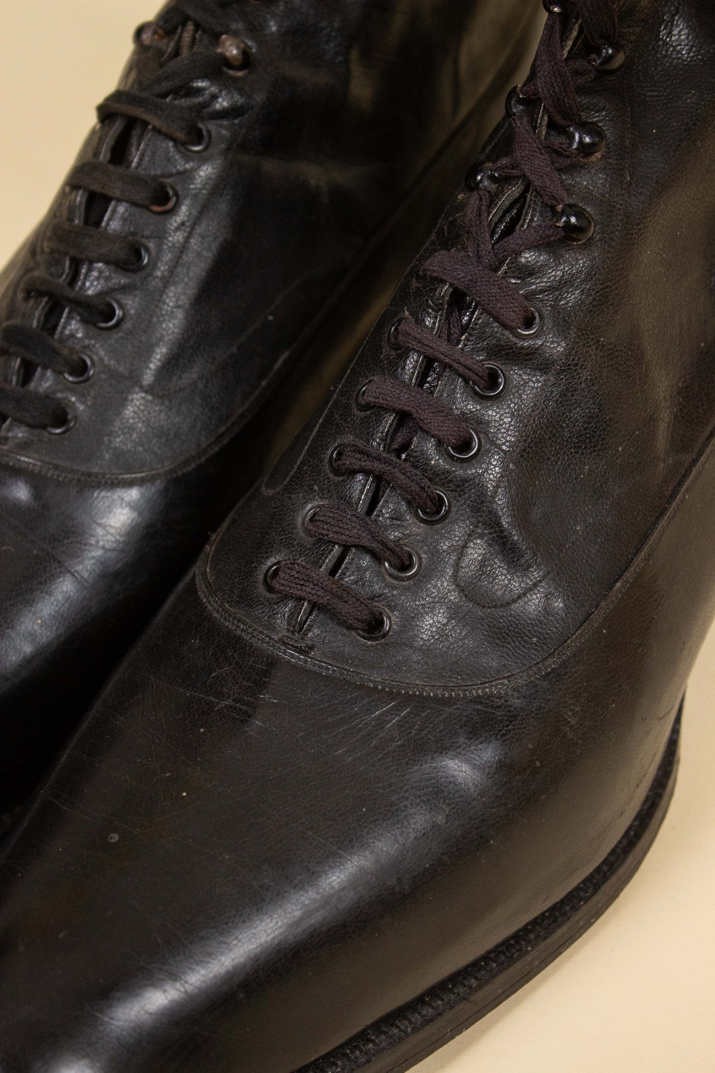 SWEDISH EARLY 1900S BLACK BALMORAL BOOTS WITH ORIGINAL SHOE TREES. SIZE CA EU 45 NARROW