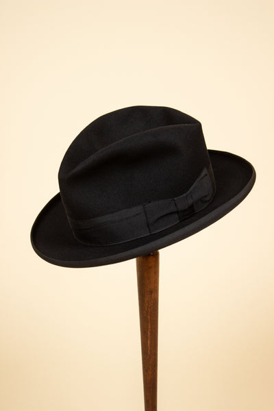 ITALIAN 1940S/1950S BLACK HOMBURG FELT HAT BY BORSALINO. SIZE 58,5