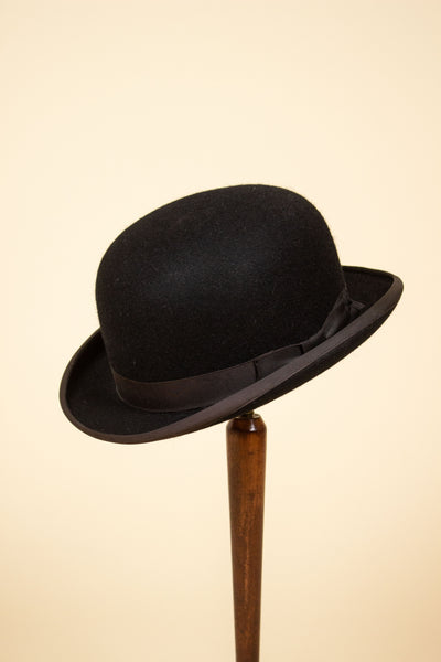 BRITISH 1950S/1960S BLACK BOWLER HAT BY CHRISTYS. SIZE 57