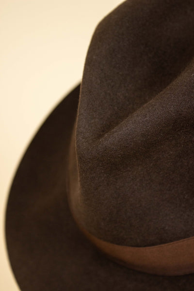 ITALIAN 2000S BROWN FEDORA FELT HAT BY BORSALINO. SIZE 57,5