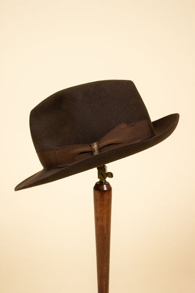 ITALIAN 2000S BROWN FEDORA FELT HAT BY BORSALINO. SIZE 57,5