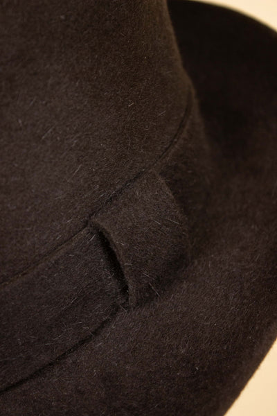 ITALIAN 1940S/1950S DARK BROWN FELT HAT BY BORMIDA. SIZE 58,5