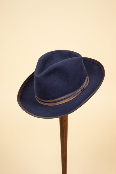 SWEDISH 1910S/1920S BLUE FELT HAT BY KH. SIZE 55,5