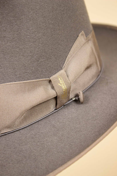 ITALIAN GREY-BEIGE FEDORA HAT FROM BORSALINO. SIZE 57,5