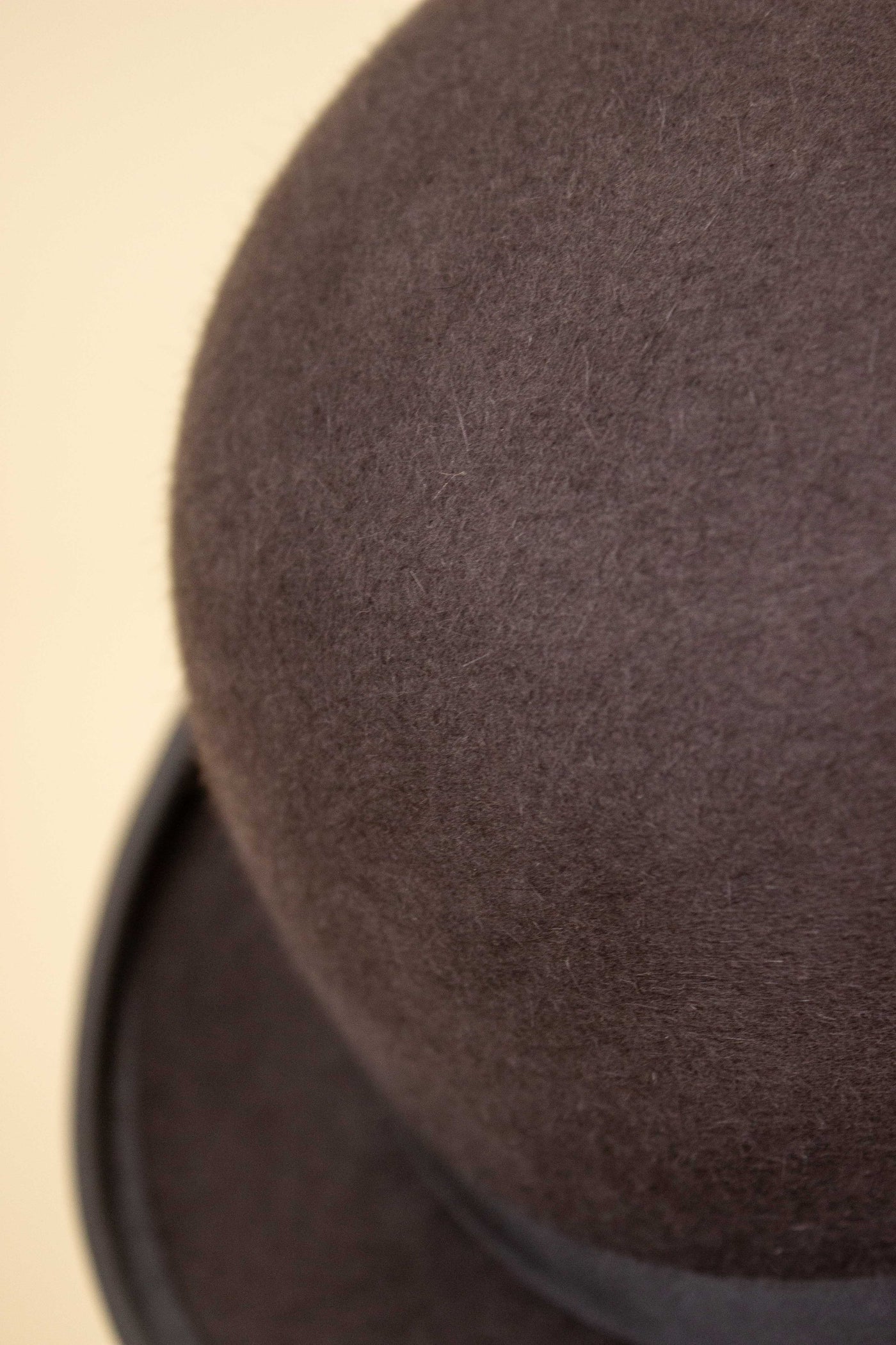 BRITISH 1950S/1960S TAUPE BOWLER HAT BY LOCK & CO. SIZE EU 54