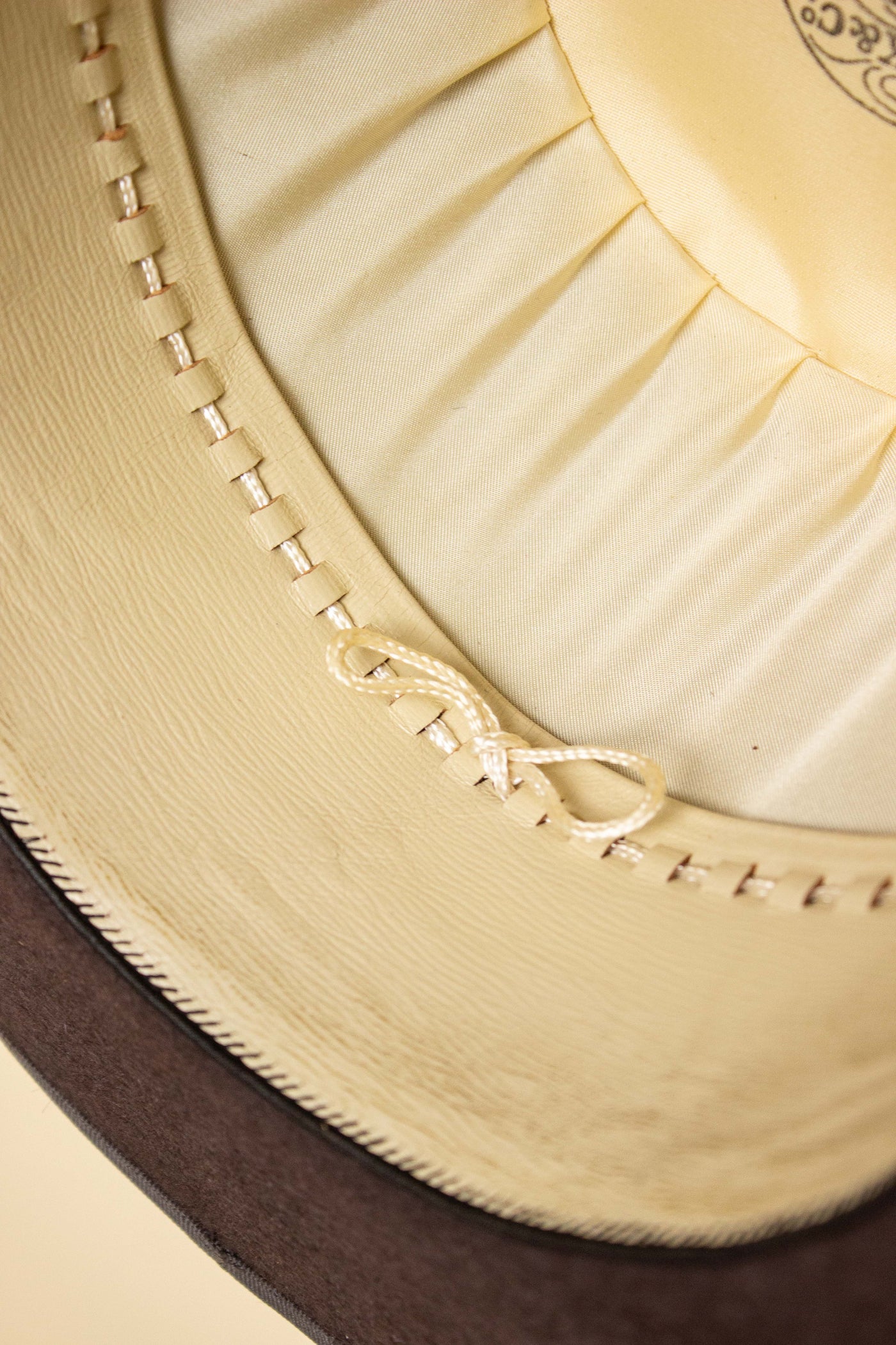 BRITISH 1950S/1960S TAUPE BOWLER HAT BY LOCK & CO. SIZE EU 54