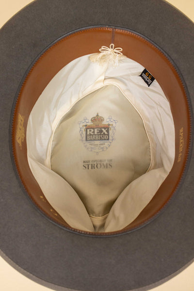 ITALIAN 1930S/1940S MID-GREY HOMBURG HAT BY REX BARBISIO. SIZE CA EU 58
