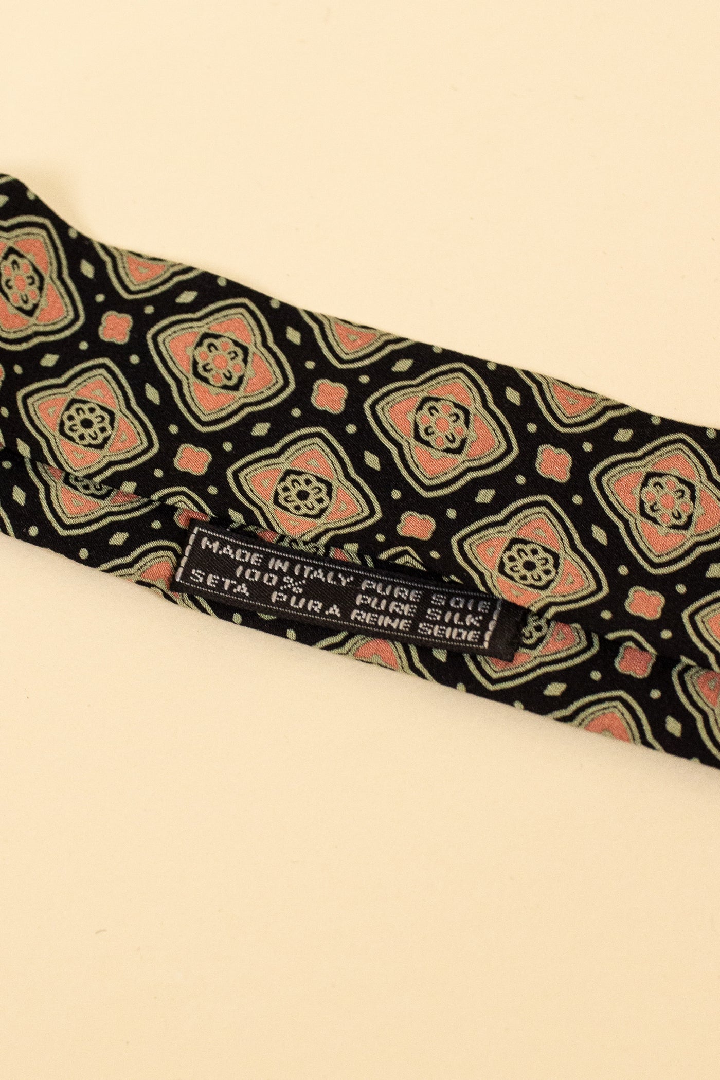 ITALIAN 100% SILK BLACK ASCOT TIE WITH PINK AND BEIGE PATTERN